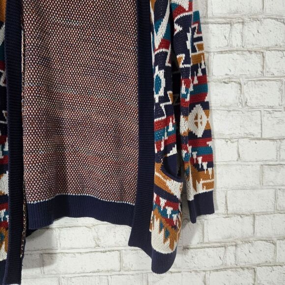 H&M Divided aztec print sweater cardigan - Picture 9 of 12
